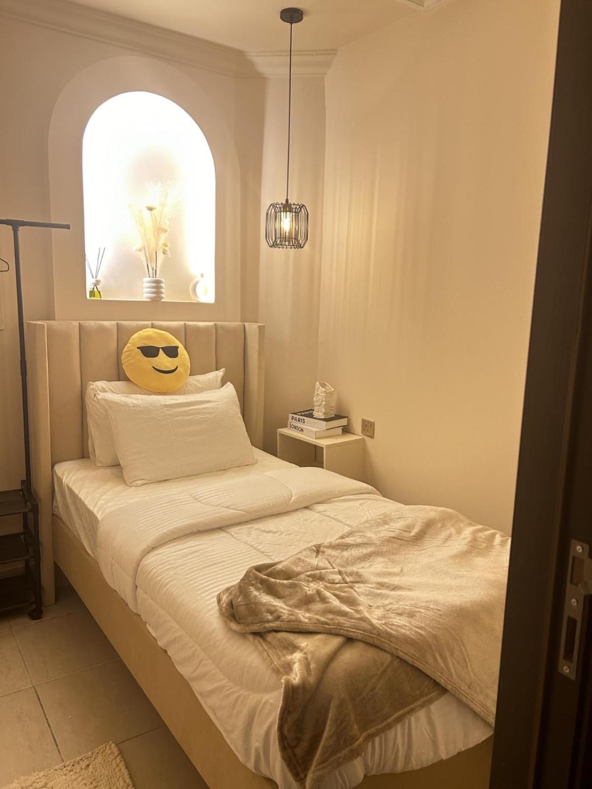 Adaz Capsule hotel